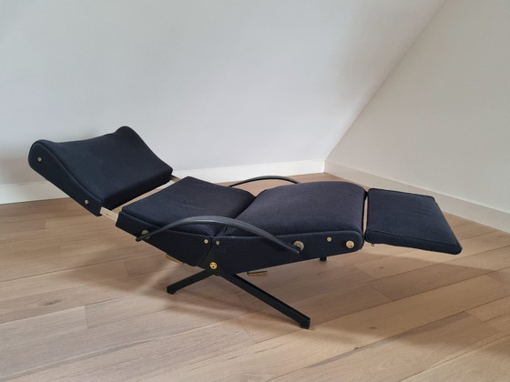 Image 1 of Poltrona Tecno P40 - Sedia Vintage di Design