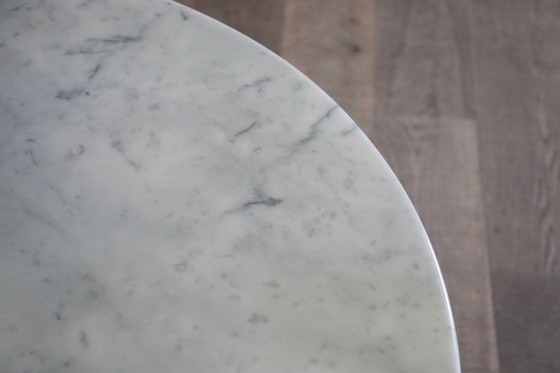 Image 1 of Vintage Round Marble Tulip Dining Table By Eero Saarinen For Knoll, 1970S