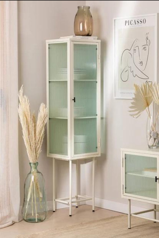 Image 1 of Armoire en verre vert menthe