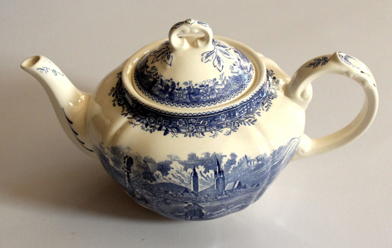 【SALE／37%OFF】 Villeroy Boch white and blue Burgenland teapot porcelain 食器