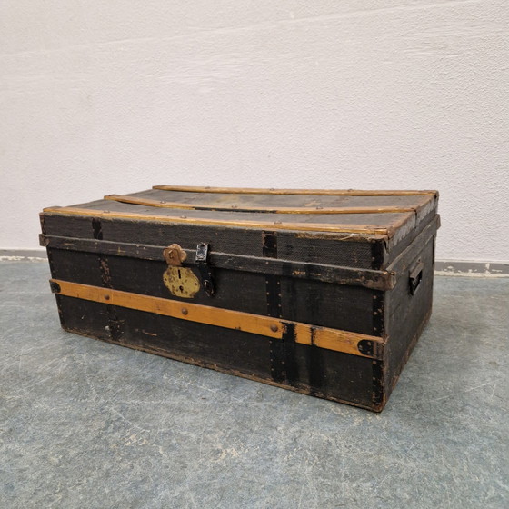 Image 1 of Antique Cabin Box Toy Chest