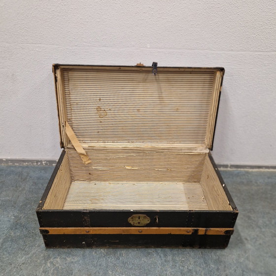 Image 1 of Antique Cabin Box Toy Chest