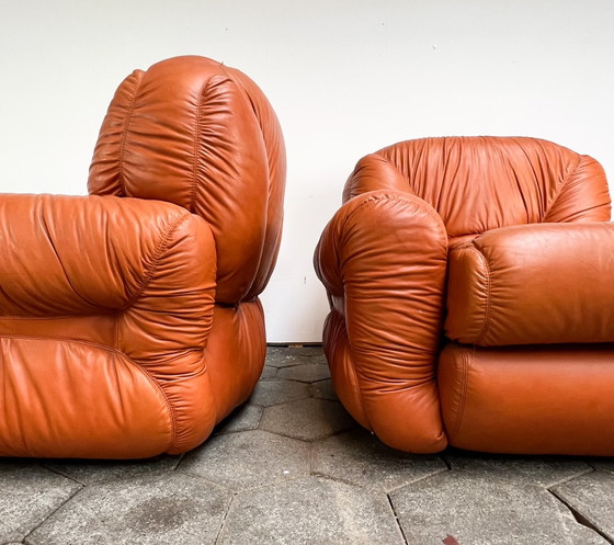 Image 1 of Set of 2 leather Italian armchairs, 1970's