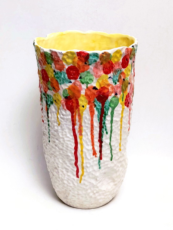 Image 1 of vase ceramic porcelain flower design