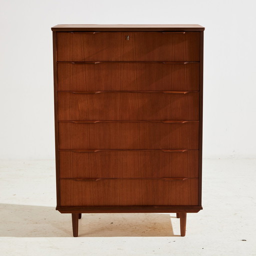 Cómoda de teca restaurada Mk10651