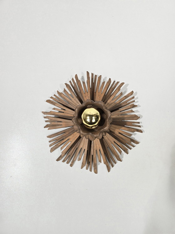 Image 1 of Sun wall lamp