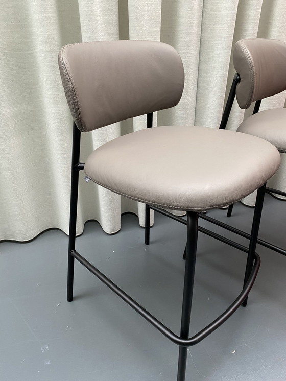 Image 1 of 2x Artifort Aloa bar chair by Khodi Feiz