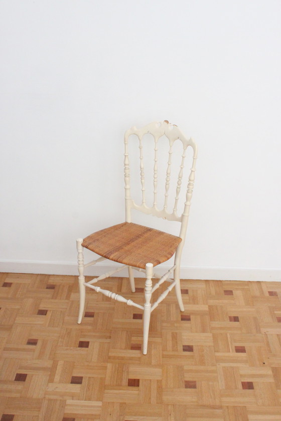 Image 1 of Chiavari lightweight wooden chair