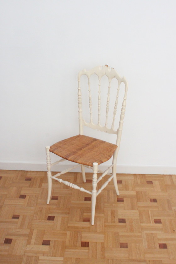 Image 1 of Chiavari lightweight wooden chair