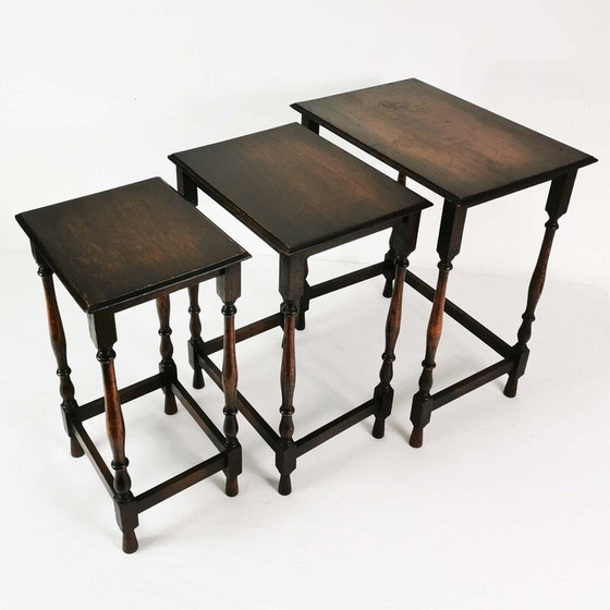 Image 1 of Vintage nesting tables in walnut wood, England 1920