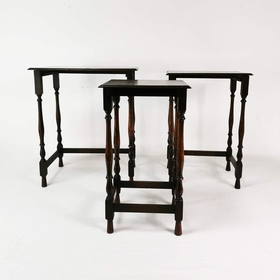 Image 1 of Vintage nesting tables in walnut wood, England 1920