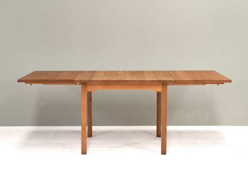 Scandinavian drop leaf dining table in Oak – circa 1970-80