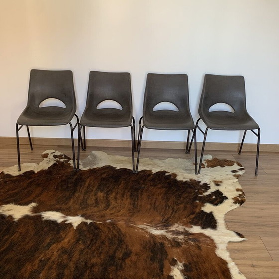Image 1 of Set of 4 vintage plastic shell chairs by Sitting