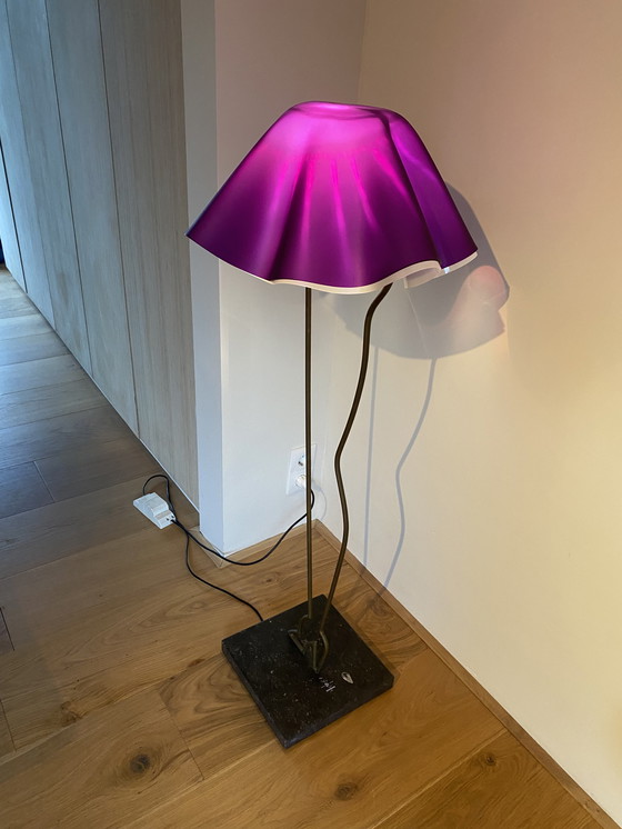 Image 1 of 'Le Leg' lamp by Ronald Slabbers