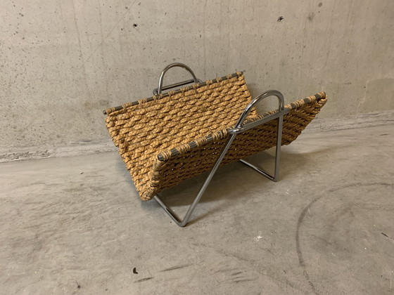 Image 1 of Cestino portagiornali o riviste 0P Supporto cromato 1965