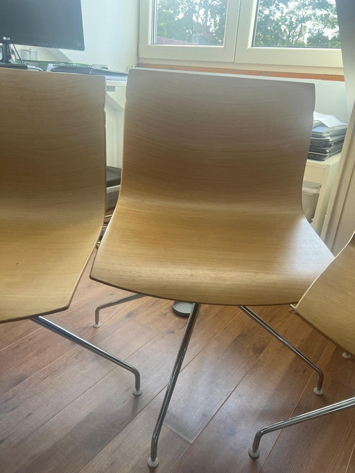 Arper Catifa chairs