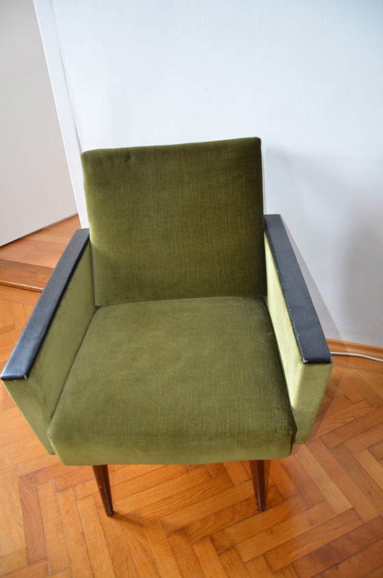 Image 1 of Sofá de mediados de siglo con un sillón