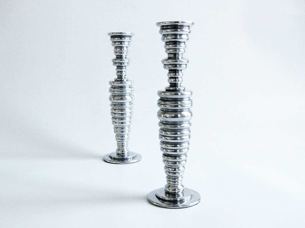 Candelabros de diseño Orren Ellis