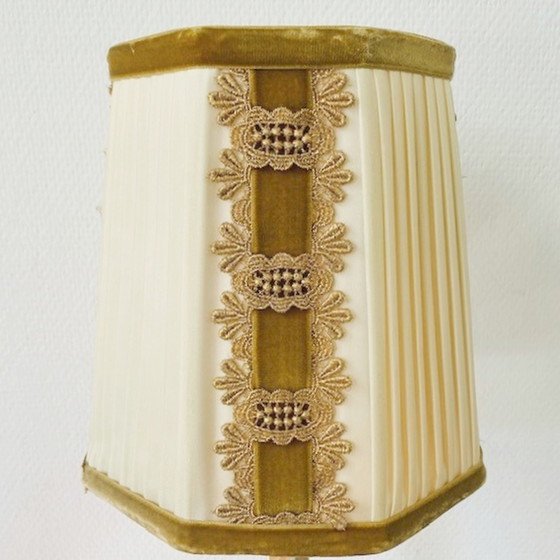 Image 1 of Vintage marble lamp base with baroque lampshade