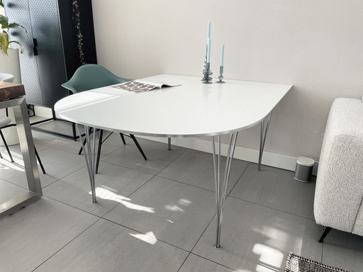 Fritz Hansen Superellipse half Table White 1975