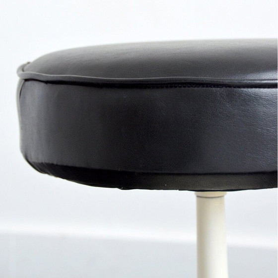 Image 1 of Vintage stool in brown leather and cast aluminum, 1970