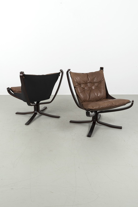 Image 1 of 2 fauteuils 'Falcon' vintage