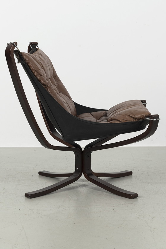 Image 1 of 2x vintage 'Falcon' armchairs