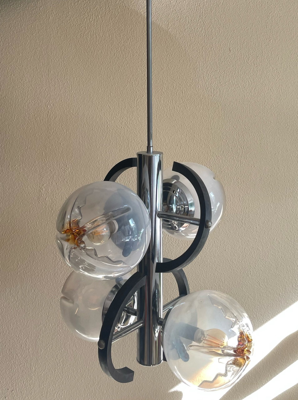 Vintage glass hanging lamp | €250 | Whoppah