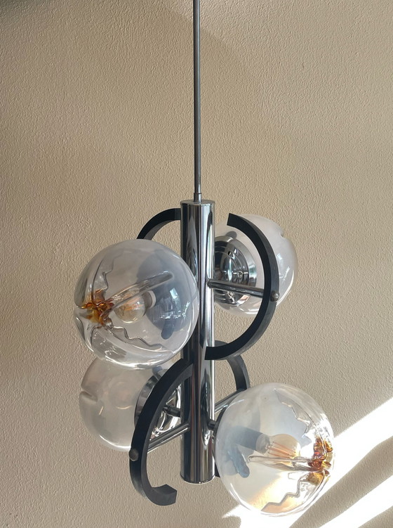 Image 1 of Lampe suspendue en verre vintage