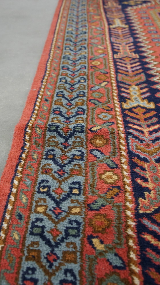 Image 1 of Rug 200X140Cm