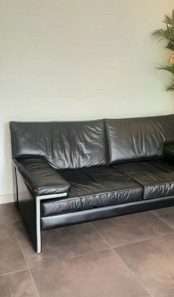 Image 1 of Banquette Artifort en cuir noir