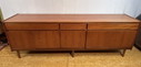 Credenza lunga in teak vintage retrò di metà secolo di William Lawrence, 1960