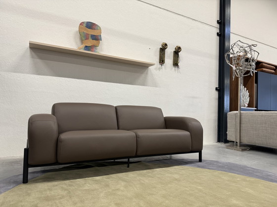 Image 1 of Divano Harvink The Bay 2,5 posti in pelle marrone 214