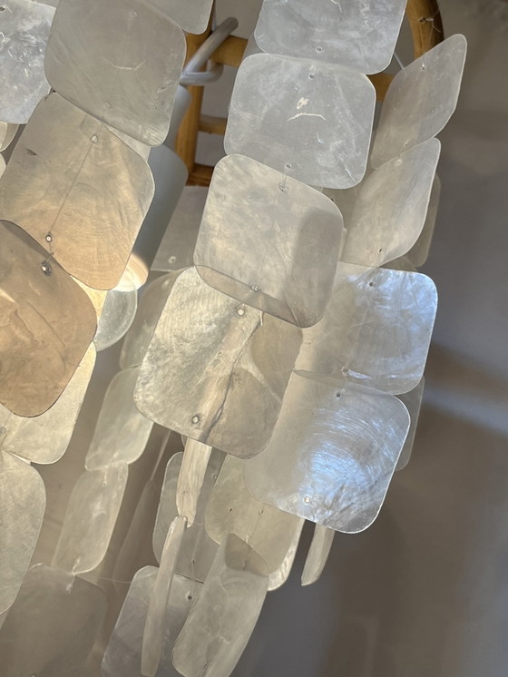 Image 1 of Set di 2 lampade a sospensione vintage in conchiglia di Capiz, madreperla opalina 