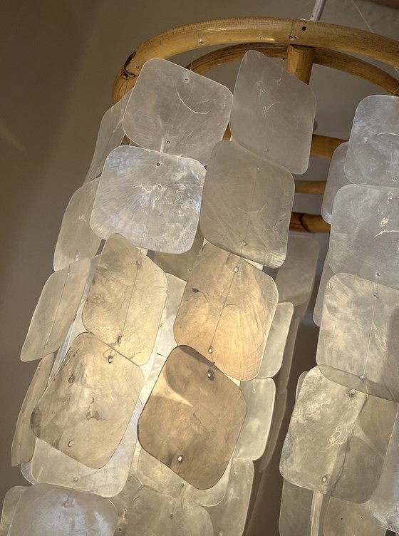 Image 1 of Set di 2 lampade a sospensione vintage in conchiglia di Capiz, madreperla opalina 