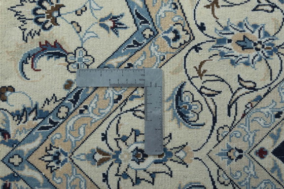 Image 1 of 200 X 200 Cm Hand-Knotted Nain Rug With Silk