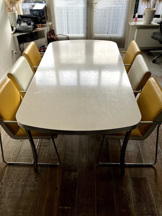 Image 1 of 6x Leolux Spring Dining Chairs And Bel Air Dining Table