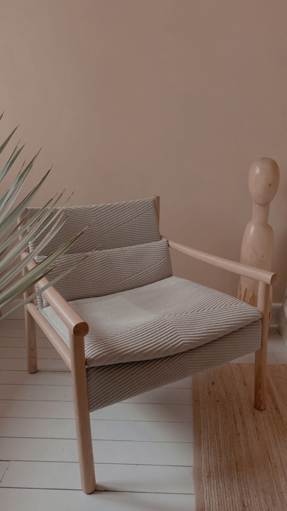 Image 1 of Kata - Lounge Chair