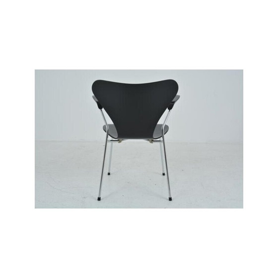 Image 1 of Sedia vintage con braccioli di Arne Jacobsen per Fritz Hansen