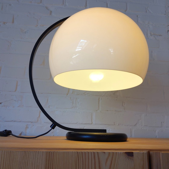 Image 1 of Black and white '70s plexiglass mushroom table lamp