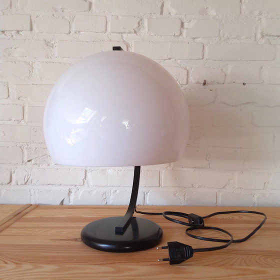 Image 1 of Black and white '70s plexiglass mushroom table lamp