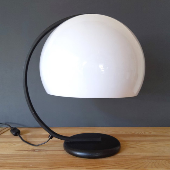 Image 1 of Black and white '70s plexiglass mushroom table lamp