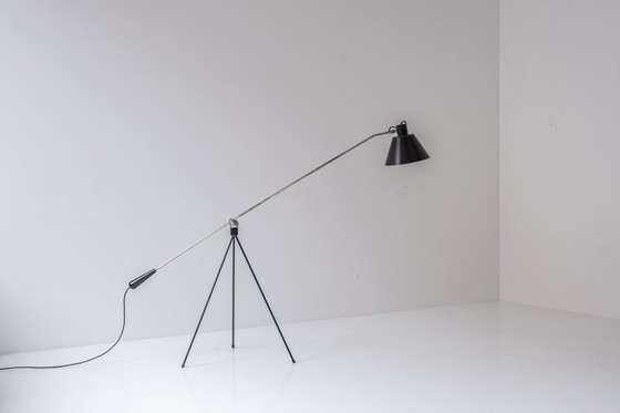 Image 1 of Early ‘Magneto’ floor lamp by H. Fillekes for Artiforte, The Netherlands 1954. 