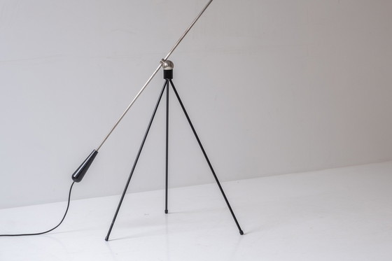 Image 1 of Early ‘Magneto’ floor lamp by H. Fillekes for Artiforte, The Netherlands 1954. 