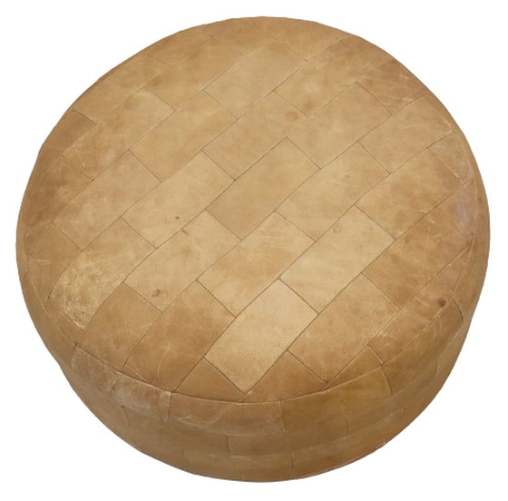 Image 1 of Pouf patchwork vintage en cuir
