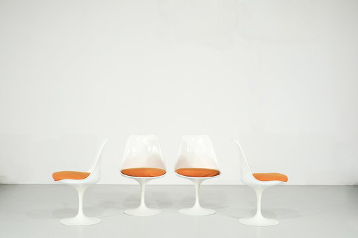 Set Of 4 Tulip Chairs By Eero Saarinen For Knoll International - 1960S