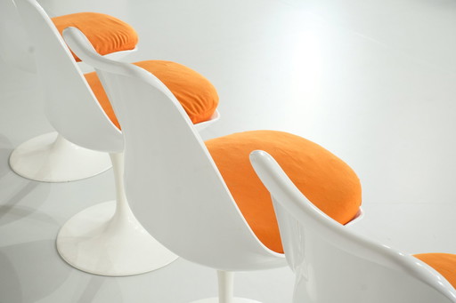 Set Of 4 Tulip Chairs By Eero Saarinen For Knoll International - 1960S