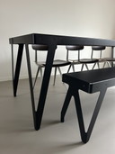 Mesa de comedor y banco funcionales Lloyd