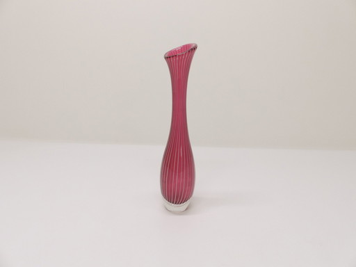 Scandinavian Pink Glass Tulip Vase - Vicke Lindstrand - Kosta Boda