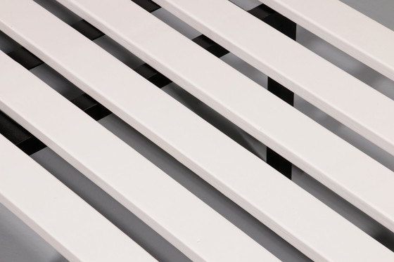 Image 1 of Panca in legno bianco con struttura in metallo nero di Ducht design 